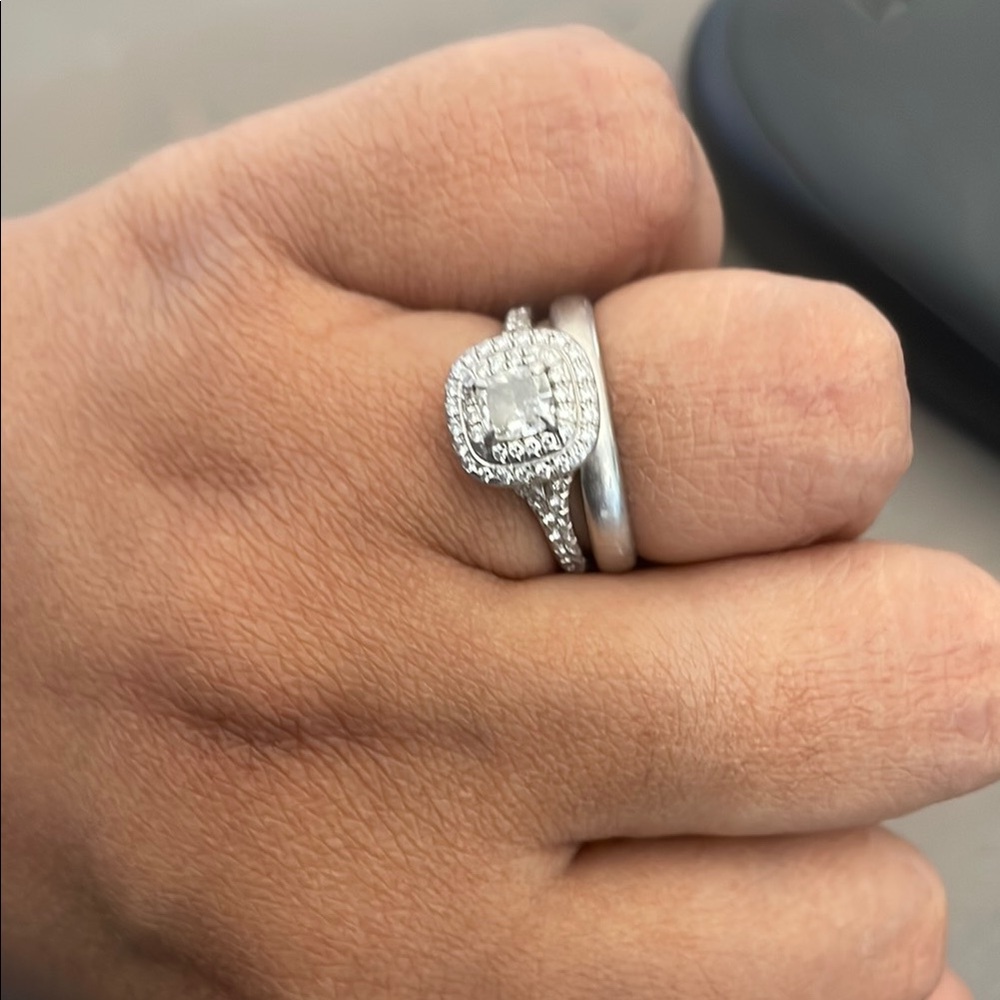 Tiffany Ring Set - Picture 3 of 6